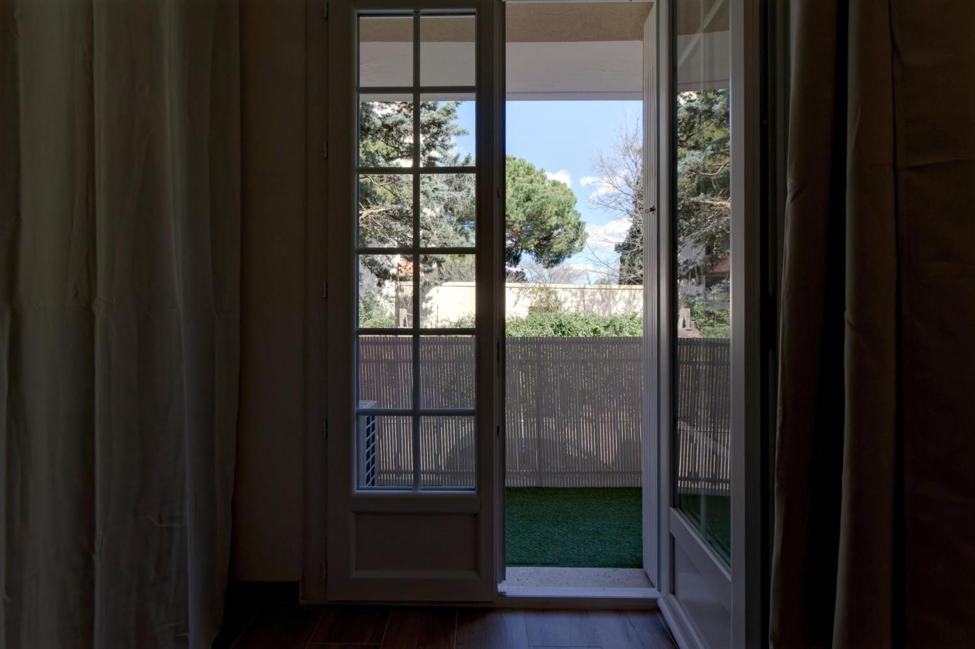 016- T2 Tropisme, Appart 1 Chambre,Clim,Wifi,Parking Монпелие Екстериор снимка