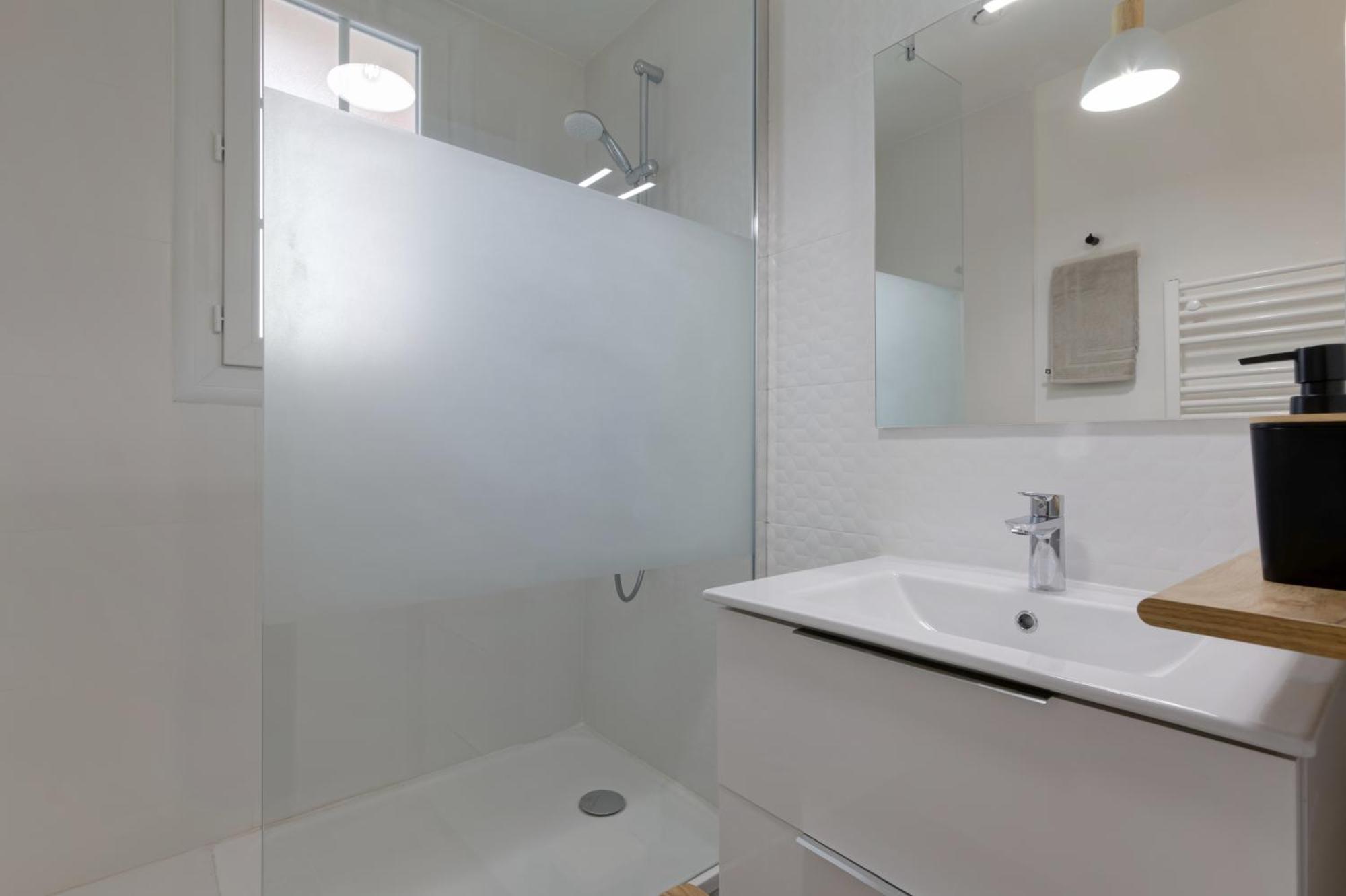 016- T2 Tropisme, Appart 1 Chambre,Clim,Wifi,Parking Монпелие Екстериор снимка